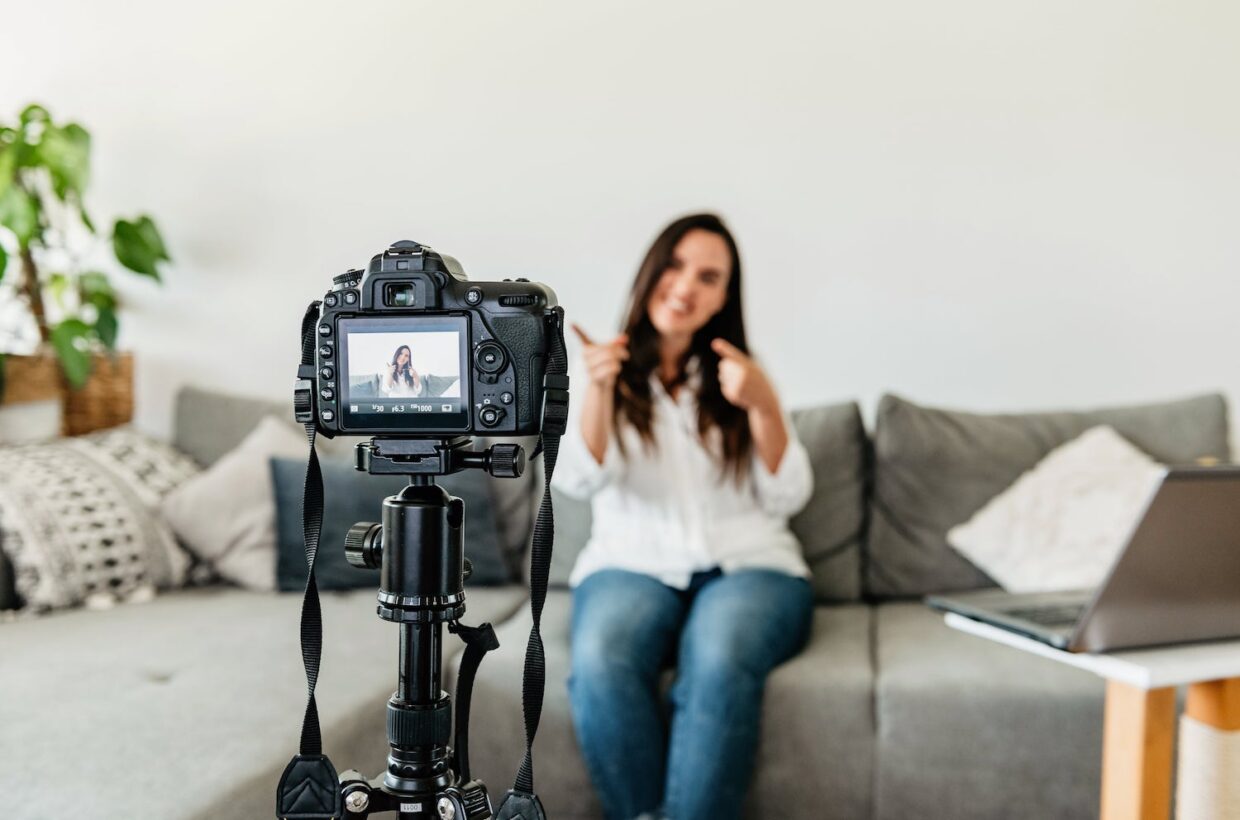 selective-focus-photo-of-woman-sitting-on-sofa-ma-2022-11-14-19-56-51-utc-min